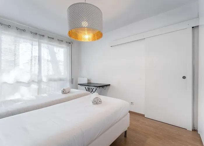 Guestready - Shades Of Blue With Balcony Apartman *