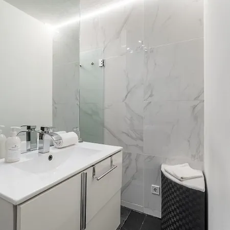 Guestready - Shades Of Blue With Balcony Apartamento Porto